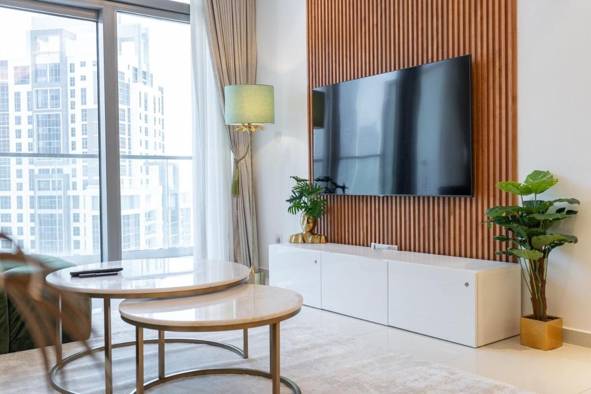 Apartment Modern 2br Perfect For 4 In Business Bay Dubai