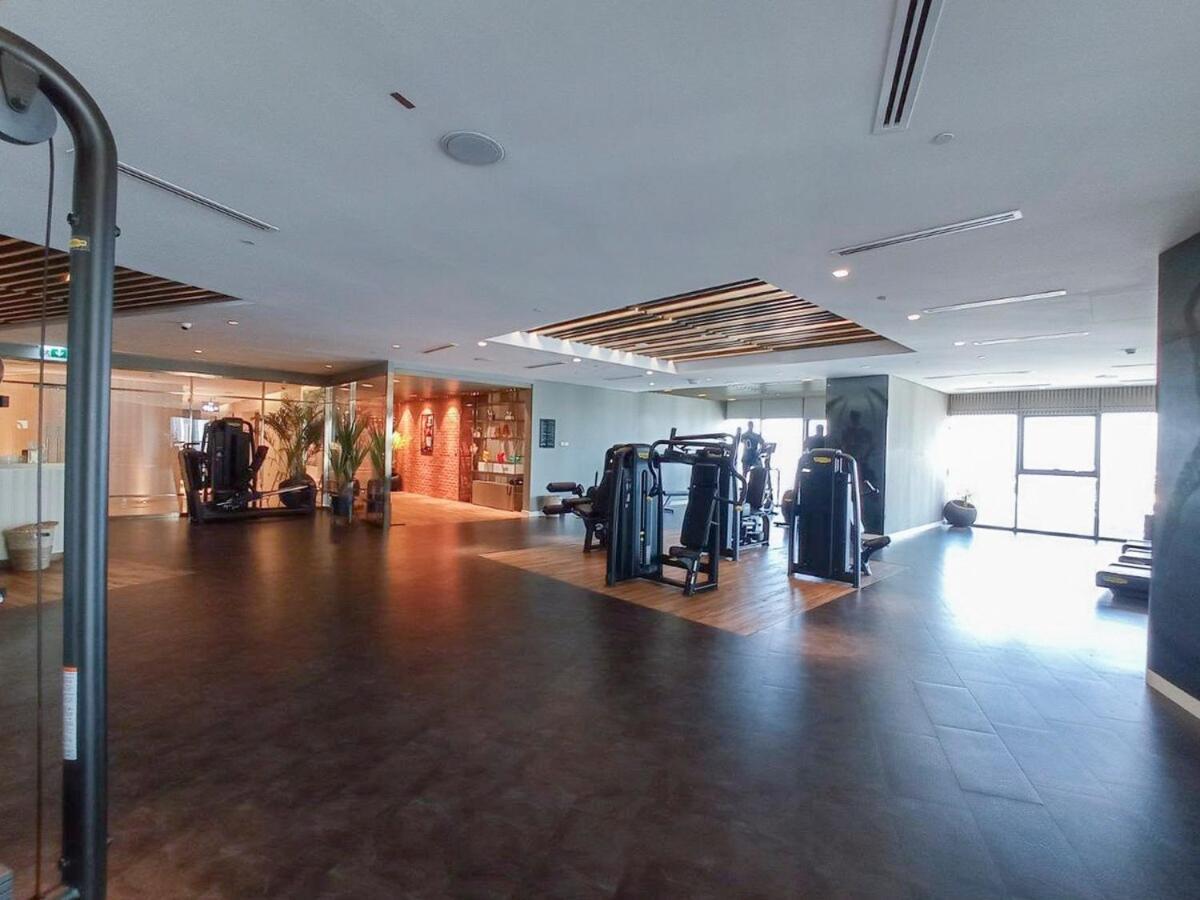 Apartment Modern 2br Perfect For 4 In Business Bay *