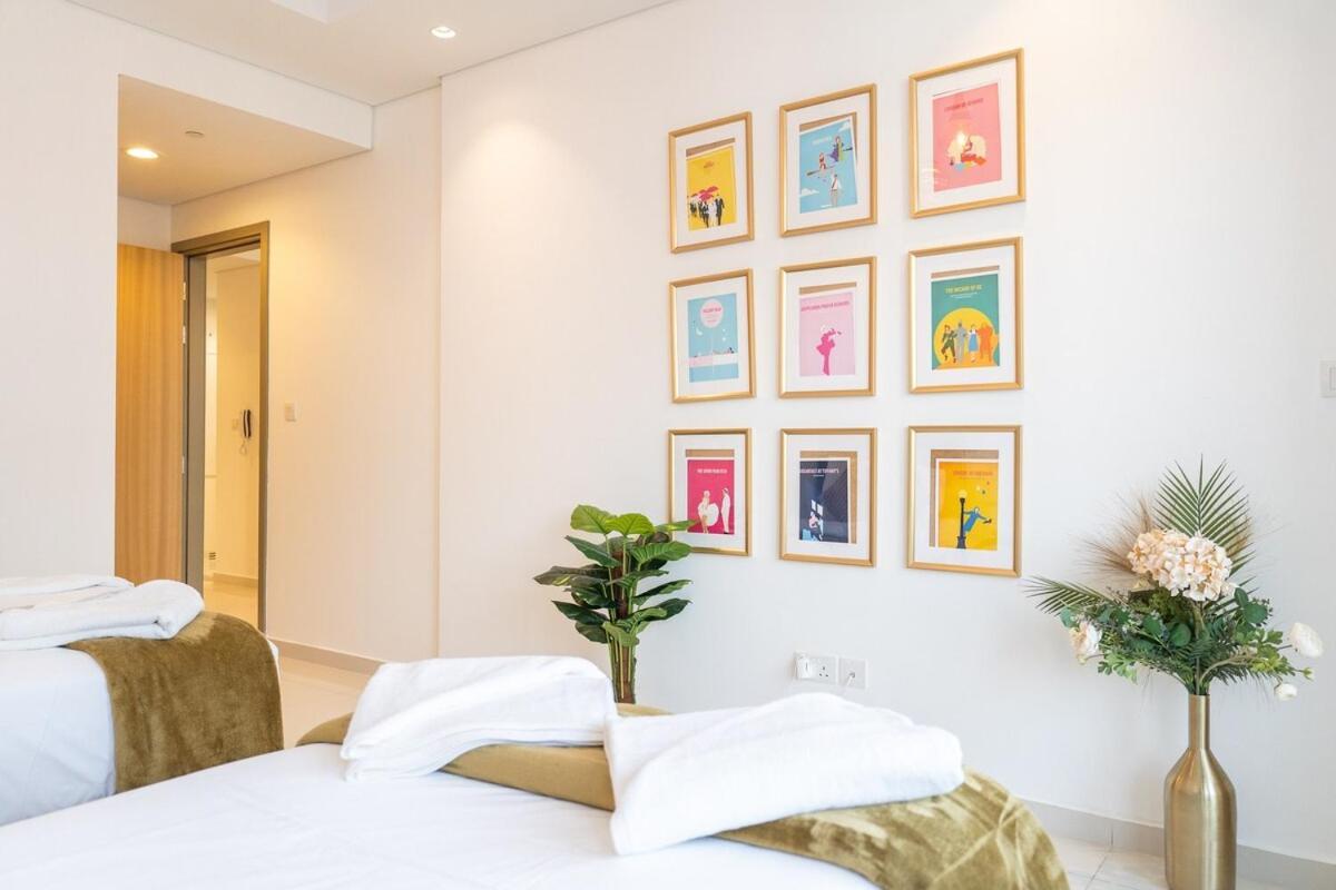 Modern 2br Perfect For 4 In Business Bay Dubai