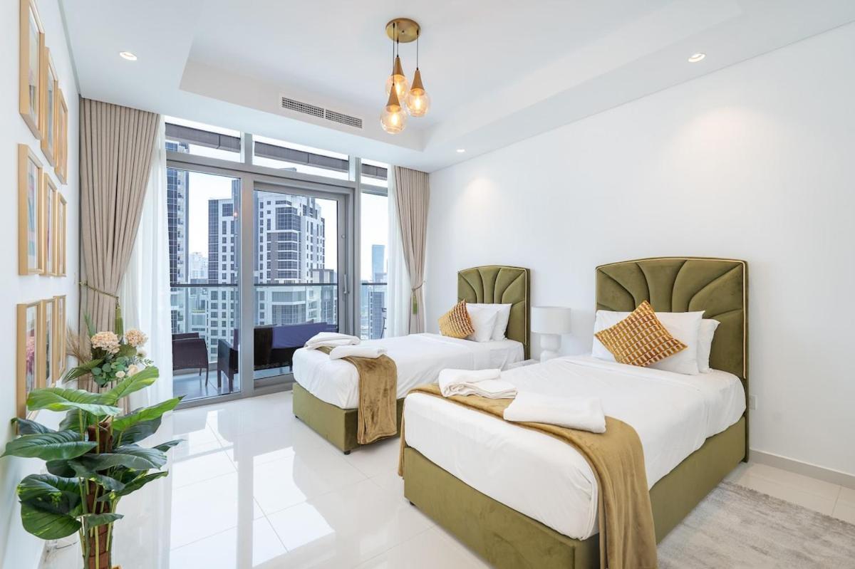 Modern 2br Perfect For 4 In Business Bay Dubai