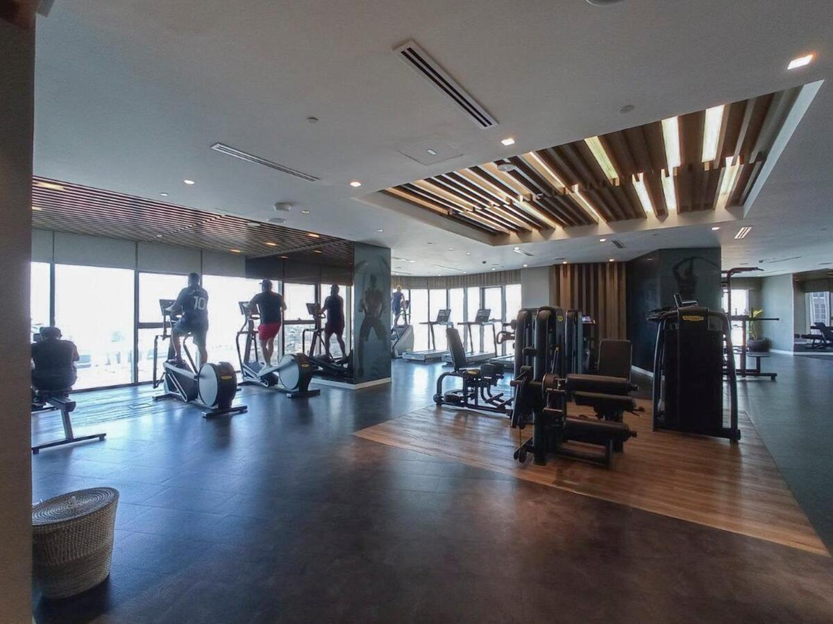 Apartment Modern 2br Perfect For 4 In Business Bay *